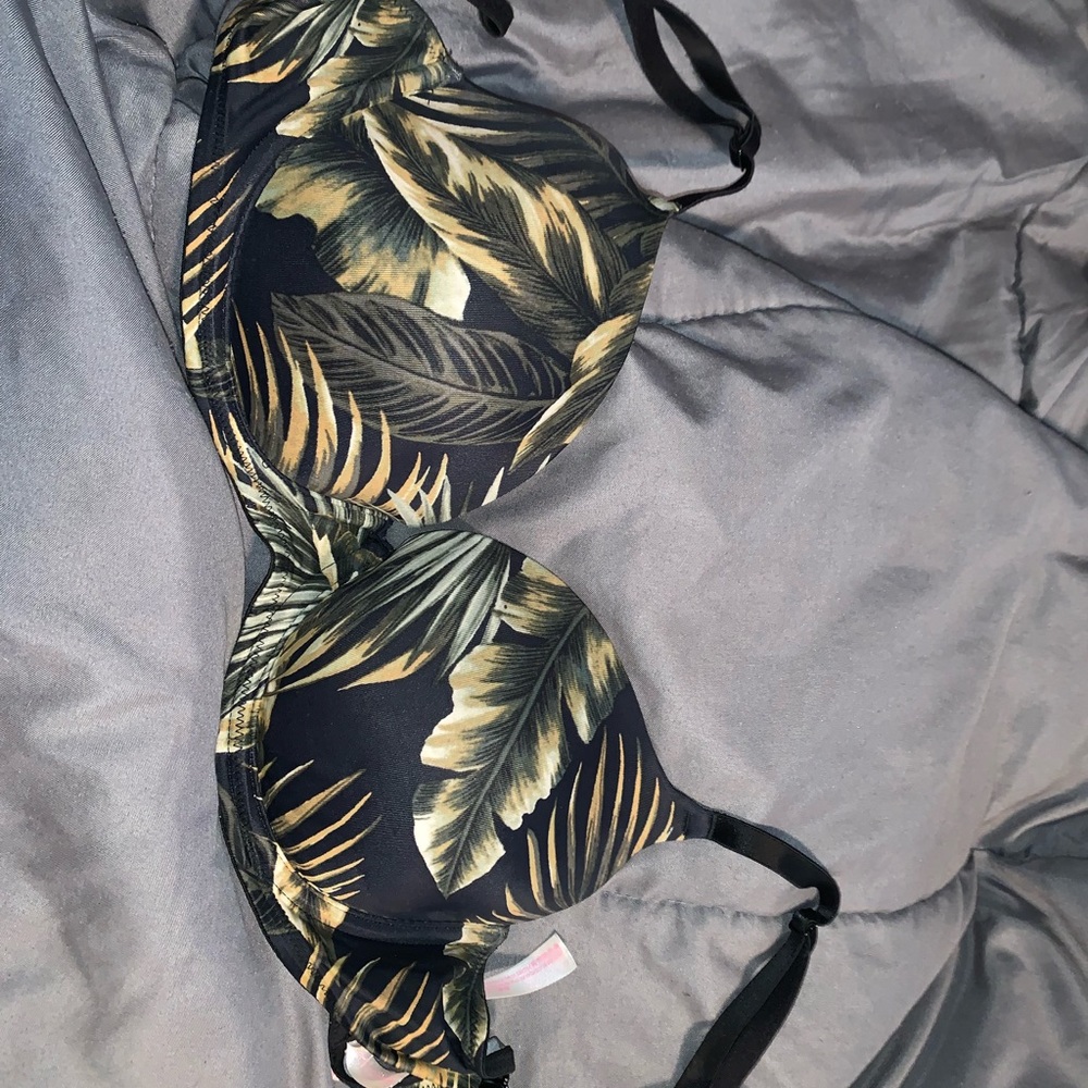 Victoria’s Secret Bra